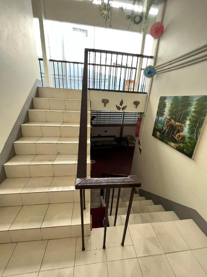 Baan Rachaya Apartment Chiang Mai Ngoại thất bức ảnh